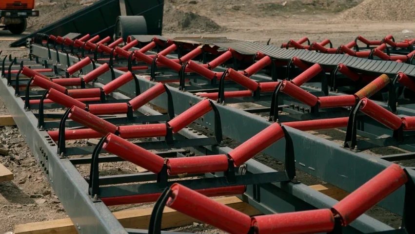Установка роликоопор и роликов
